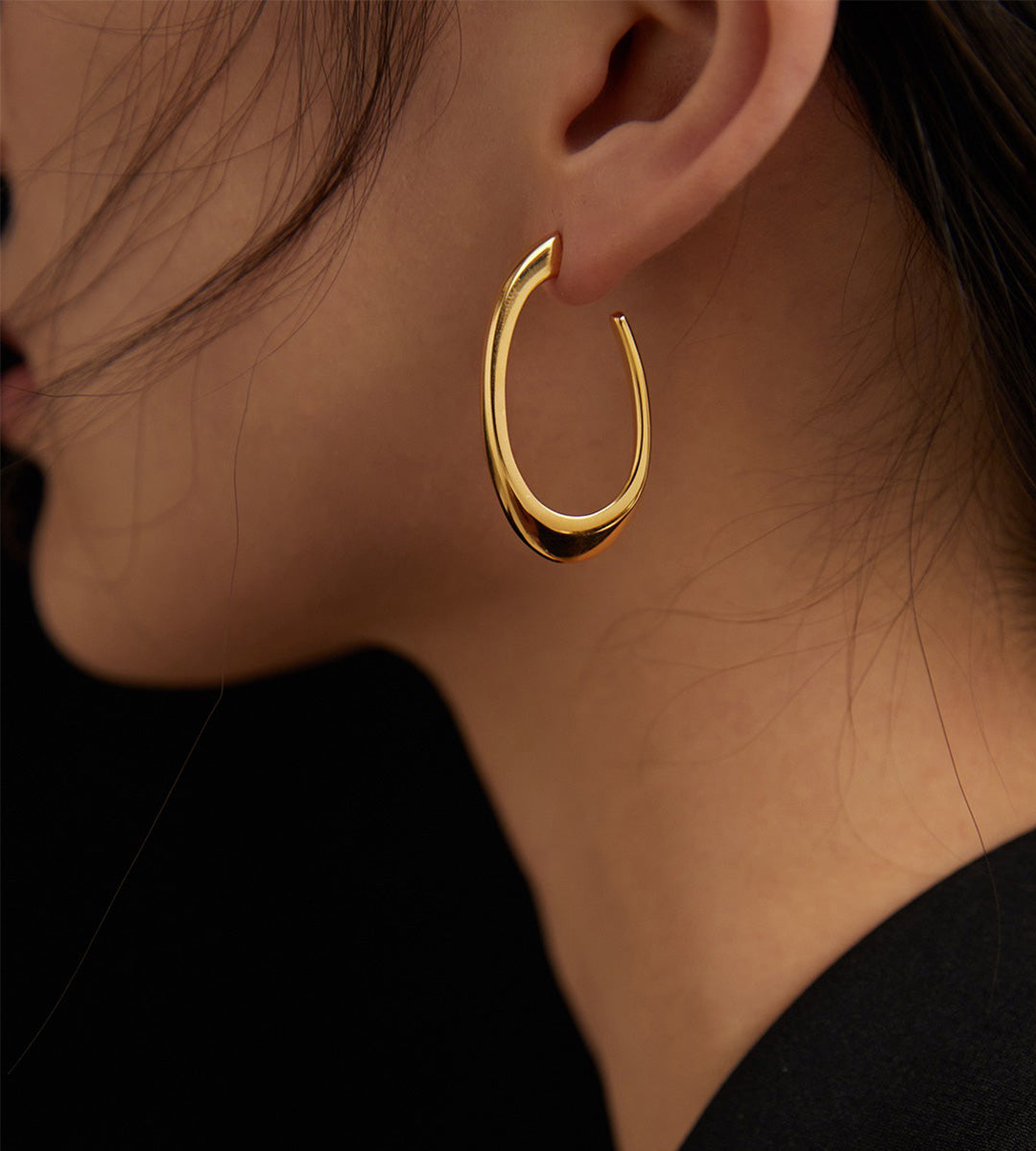 Bold Simplicity U-Hoop Earrings 18K Gold-Plated S925 Silver, Gold color