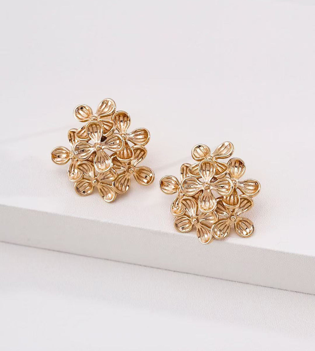 A pair of 18K Gold Plated S925 Silver Multi-Petal Flower Cluster Earrings