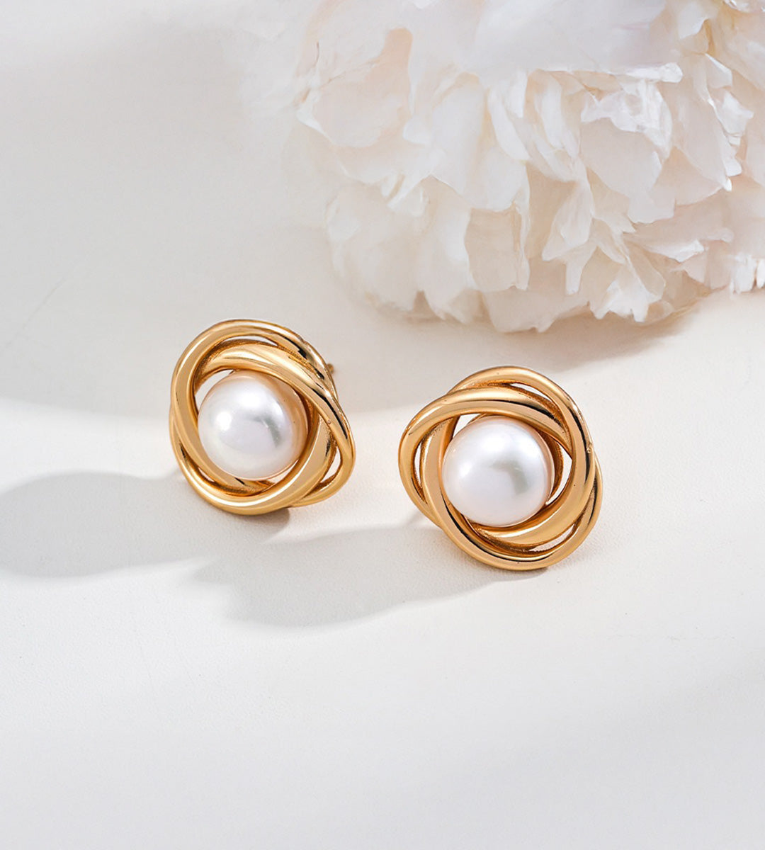 Natural Pearl Twist Stud Earrings, 18K Gold-Plated on S925 Sterling Silver | BUCKLE Collective