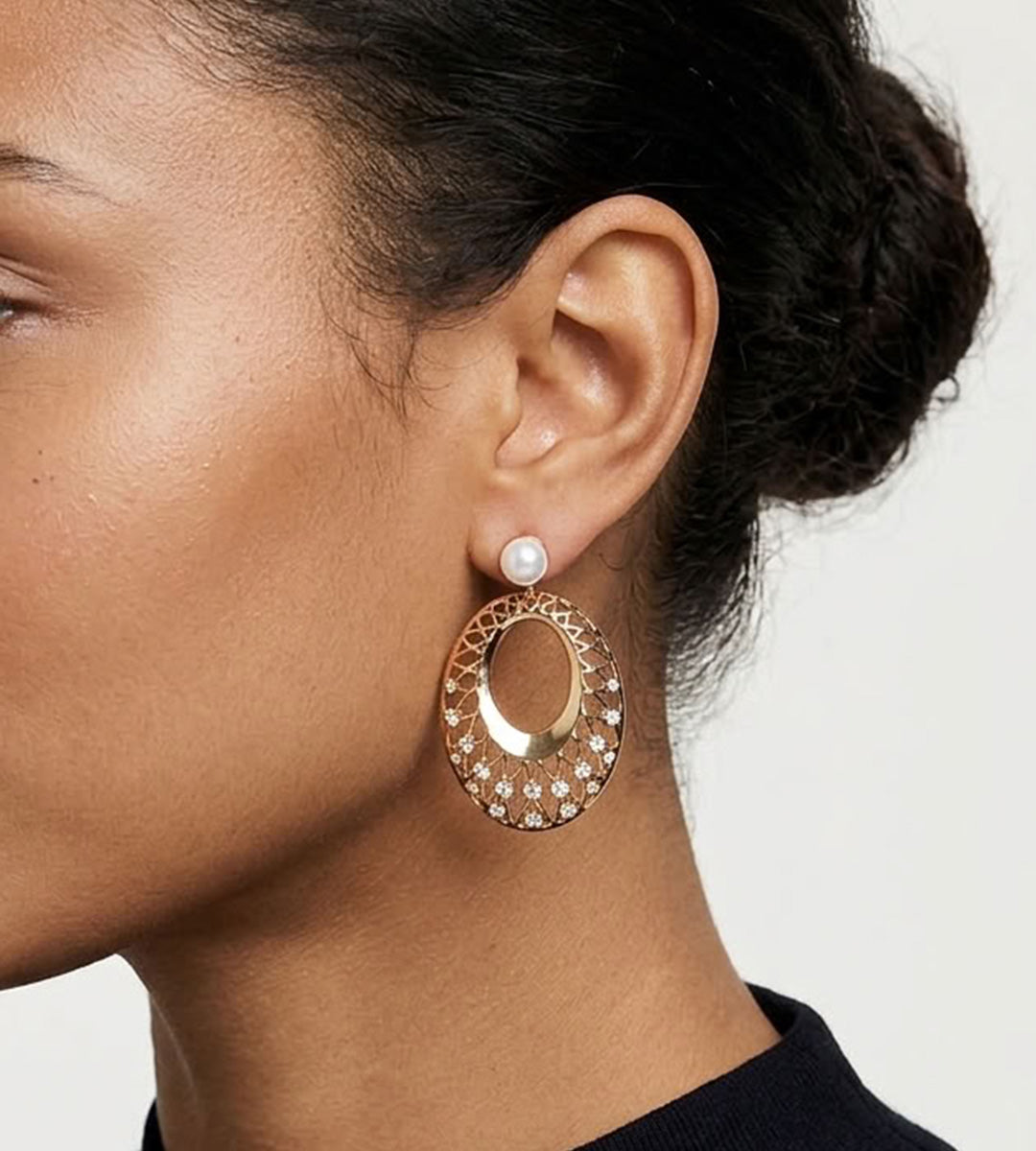 Hollow Oval Lace Pearl Drop Earrings