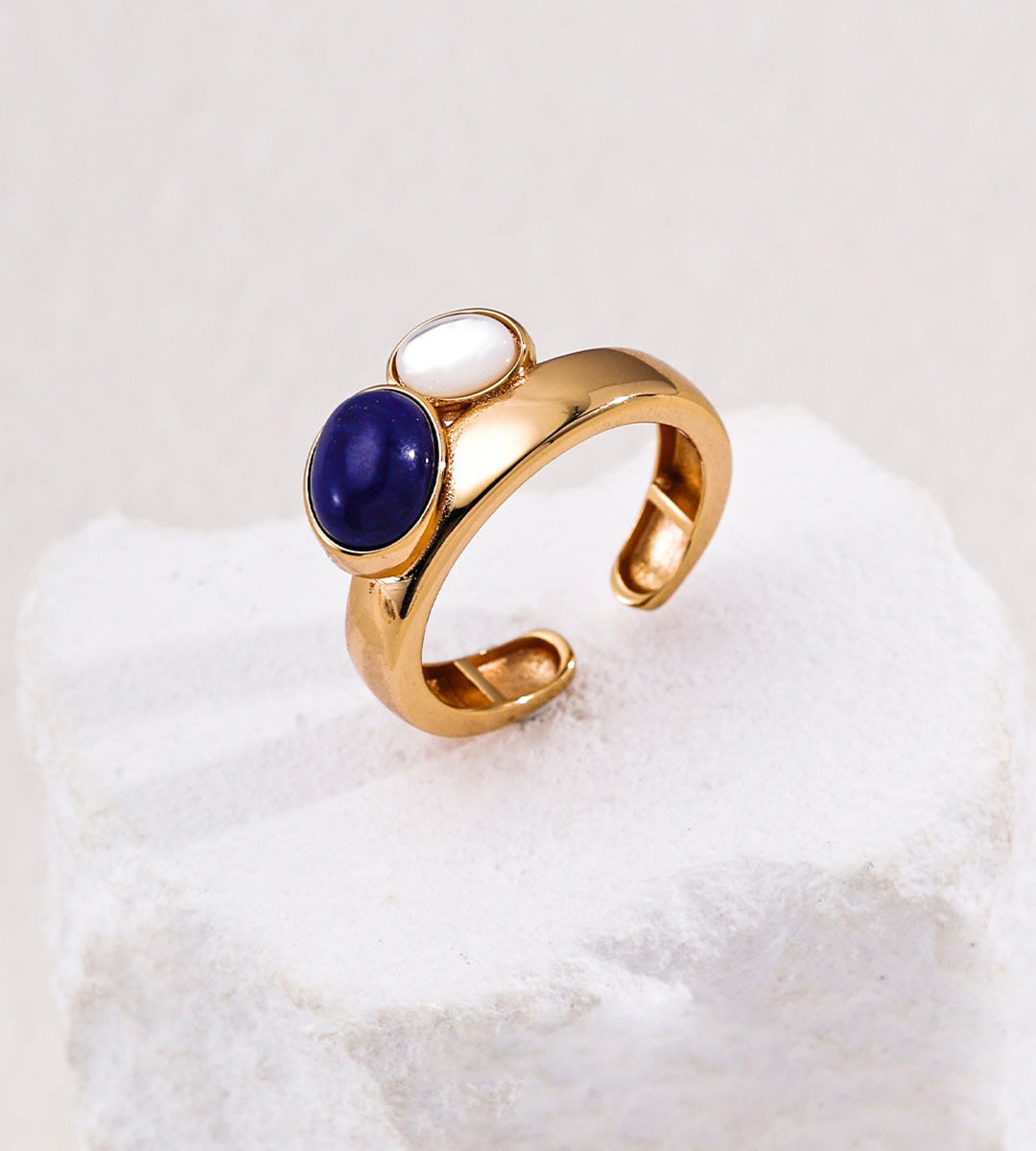 18K Gold-Plated on S925 Silver Open Ring with Lapis Lazuli and Mother-of-Pearl | BUCKLE Collective
