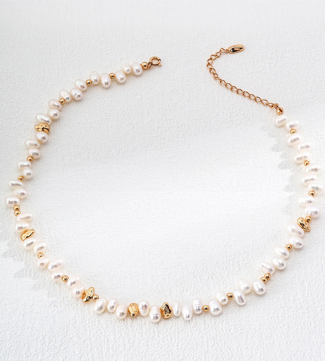 Verve Freshwater Pearl & Textured Gold Chain Necklace