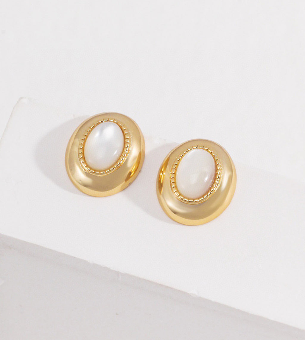 Vintage Mother-of-Pearl Oval Stud Earrings 18K Gold-Plated S925 Silver, Gold Color