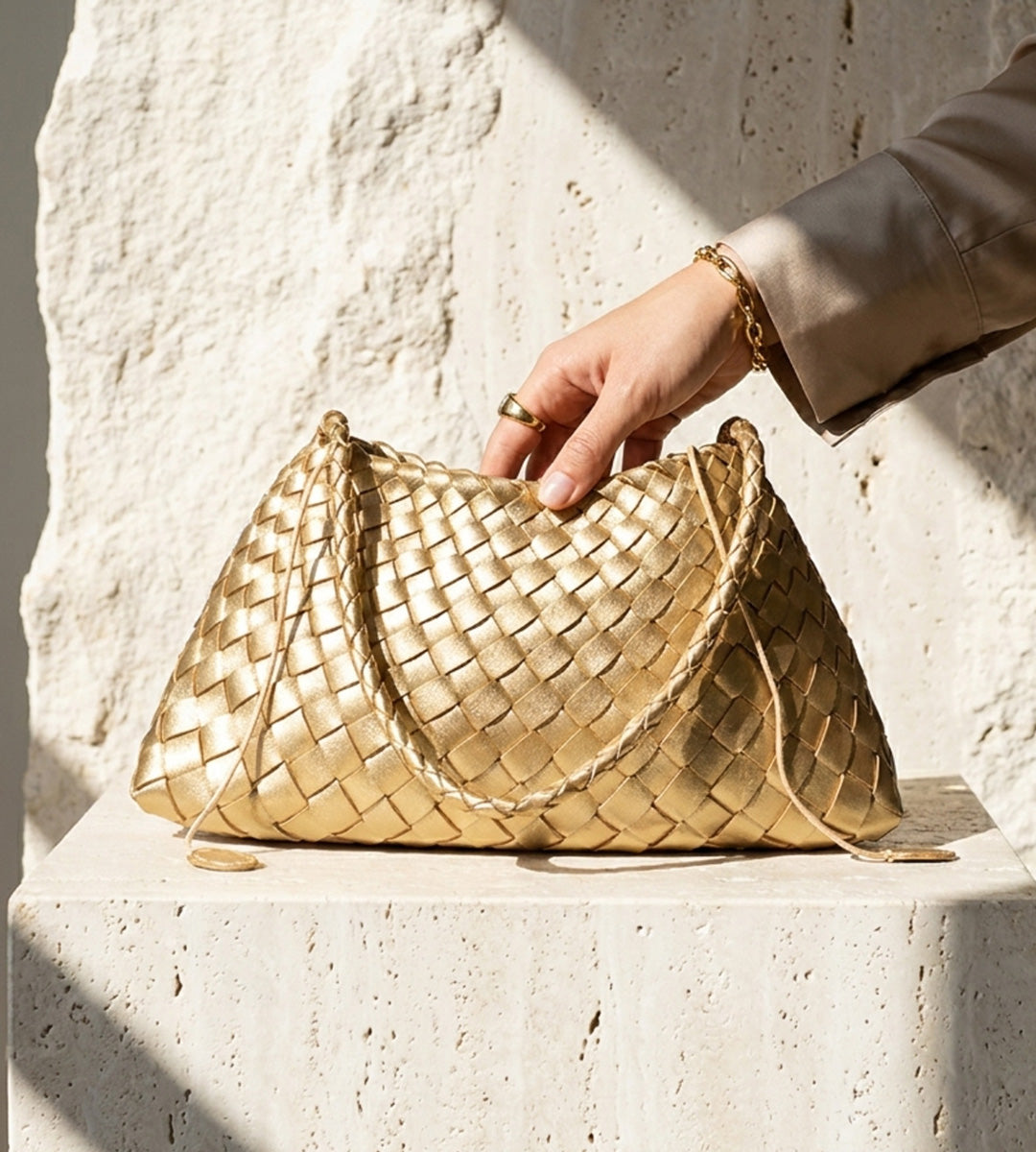 Women's Fashion Trendy Affordable Luxury Leather Bags, Handbags, Tote Bags, Bucket Bags - Buckle Collective